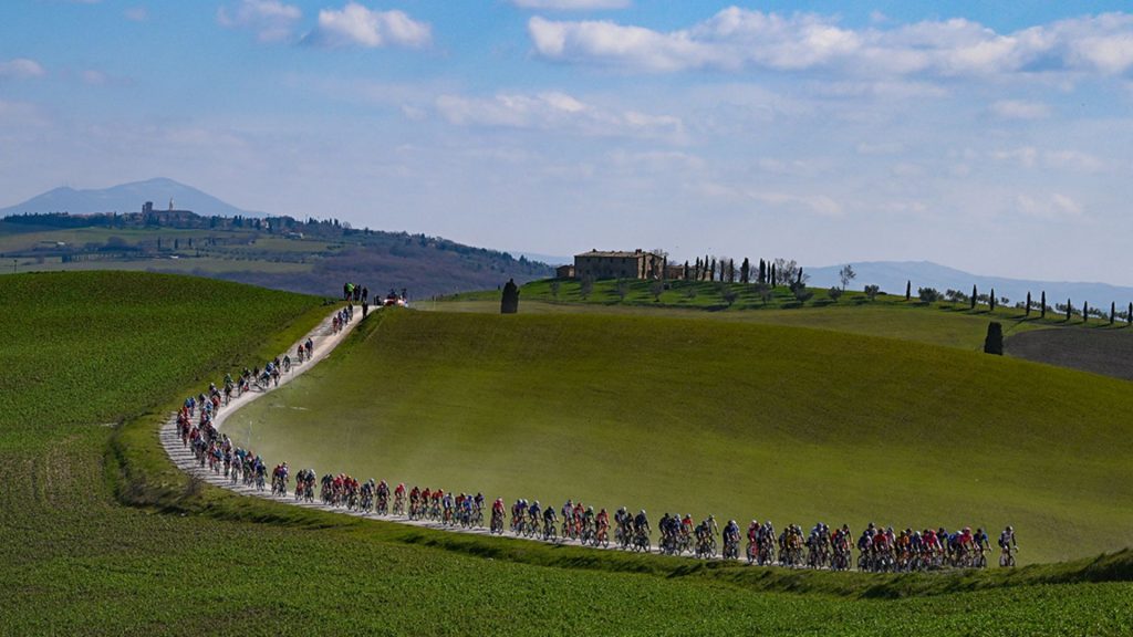 asd franco ballerina partecipa alle strade bianche toscana ciclismo
